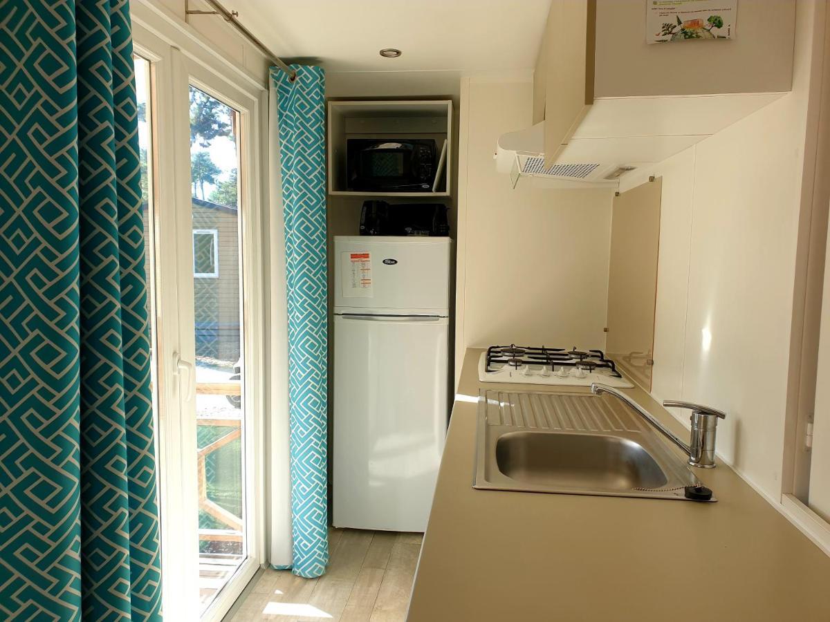 Mobil Home 6 Personnes Camping 5 Etoiles 旺代蒙塔利韦 外观 照片